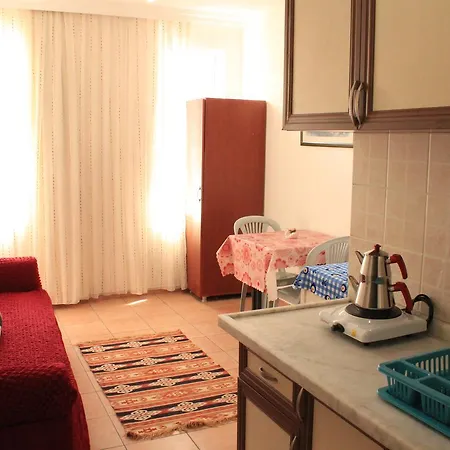 Aparthotel Deniz Apart 2*